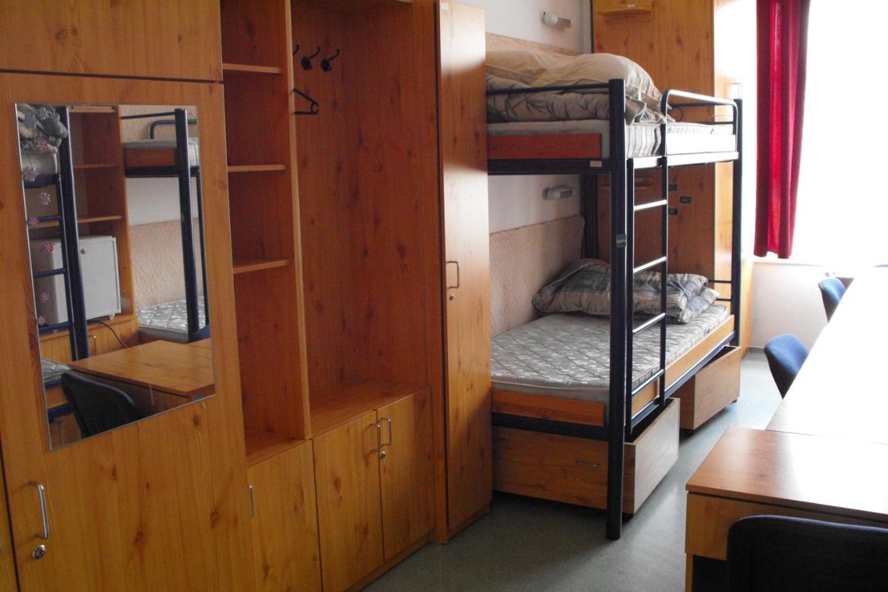 Pannonia Hostel Budapest Room photo